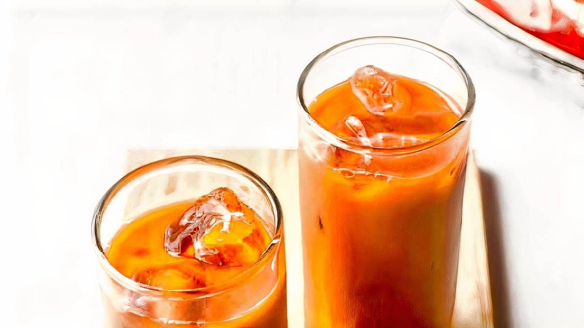 Thai Tea (32oz).